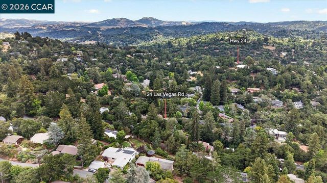 24 Las Vegas Rd, Orinda, CA 94563