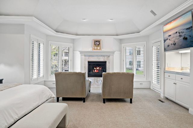 1504 Summit Oaks Court, Burnsville, MN 55337