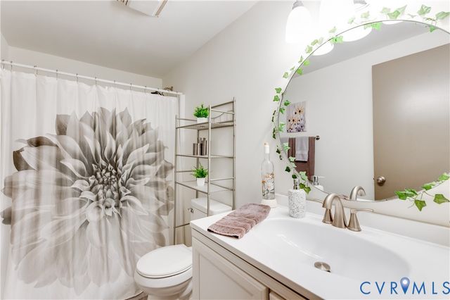 4904 Edgefield St, Henrico, VA 23227