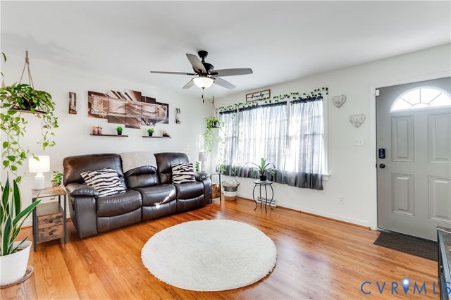 4904 Edgefield St, Henrico, VA 23227