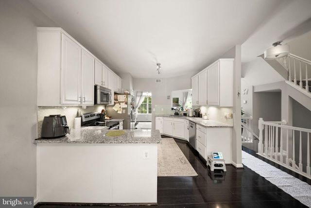 2807 ROESH WAY, Vienna, VA 22181
