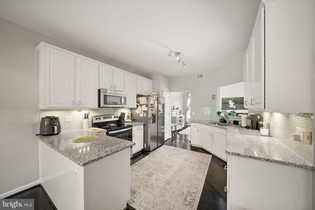 2807 ROESH WAY, Vienna, VA 22181