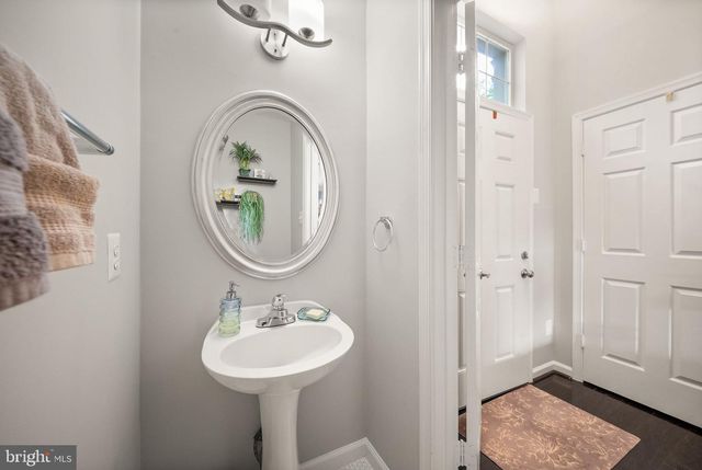 2807 ROESH WAY, Vienna, VA 22181
