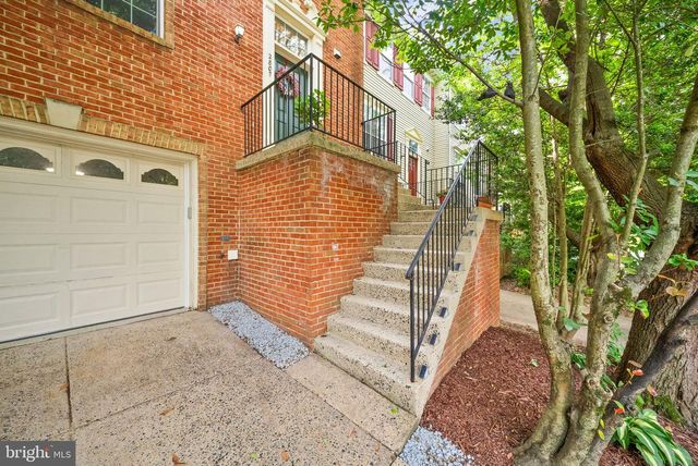 2807 ROESH WAY, Vienna, VA 22181