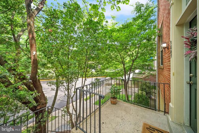 2807 ROESH WAY, Vienna, VA 22181
