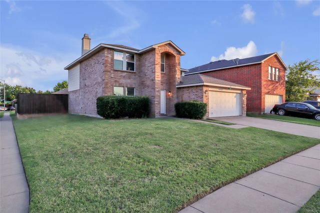 3825 Irish Setter Drive, Fort Worth, TX 76123