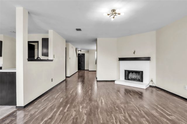 3825 Irish Setter Drive, Fort Worth, TX 76123
