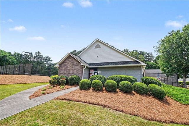 408 Savannah Rose Way, Lawrenceville, GA 30045