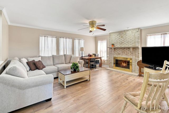 41 High Pointe Way, Old Bridge, NJ 07747