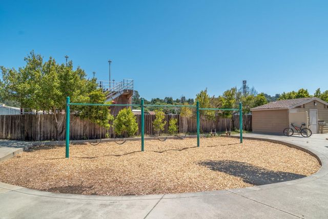 107 Arabian Way, Scotts Valley, CA 95066