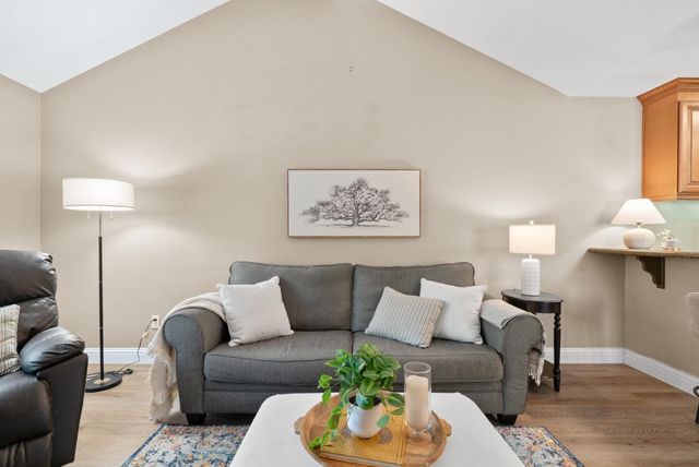 107 Arabian Way, Scotts Valley, CA 95066