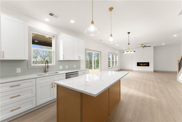 403 Magnolia Avenue, Jefferson, GA 30549