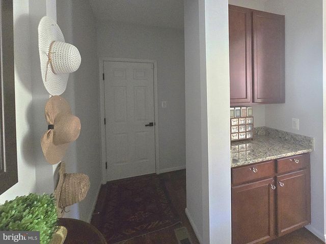 8091 SIDE HILL DR, Warrenton, VA 20187