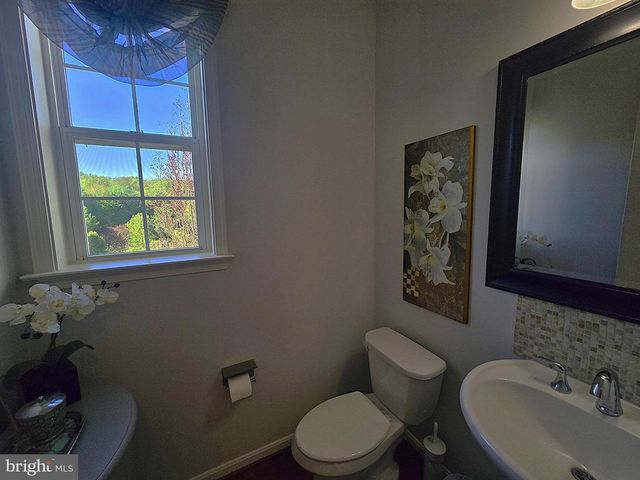8091 SIDE HILL DR, Warrenton, VA 20187