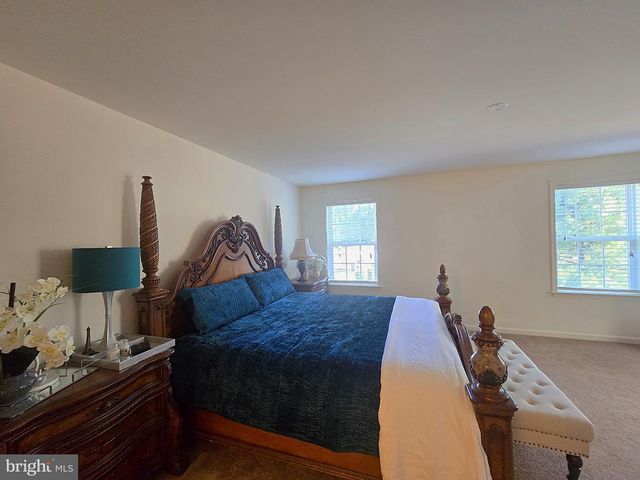 8091 SIDE HILL DR, Warrenton, VA 20187