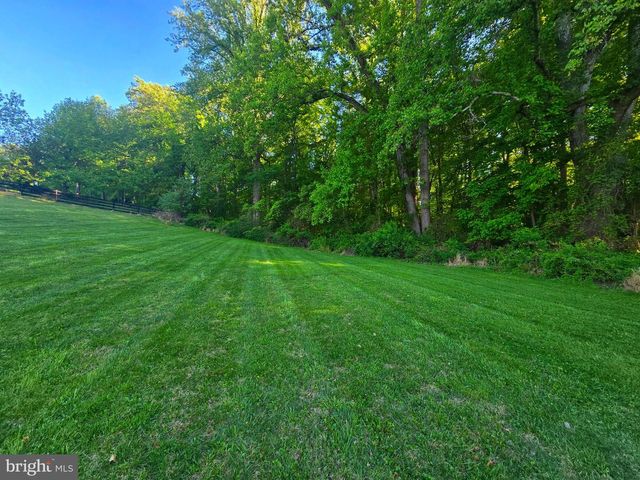 8091 SIDE HILL DR, Warrenton, VA 20187