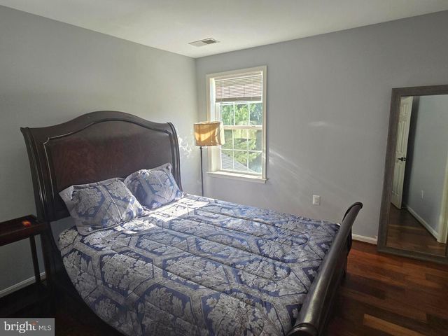 8091 SIDE HILL DR, Warrenton, VA 20187