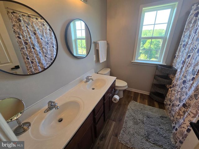 8091 SIDE HILL DR, Warrenton, VA 20187