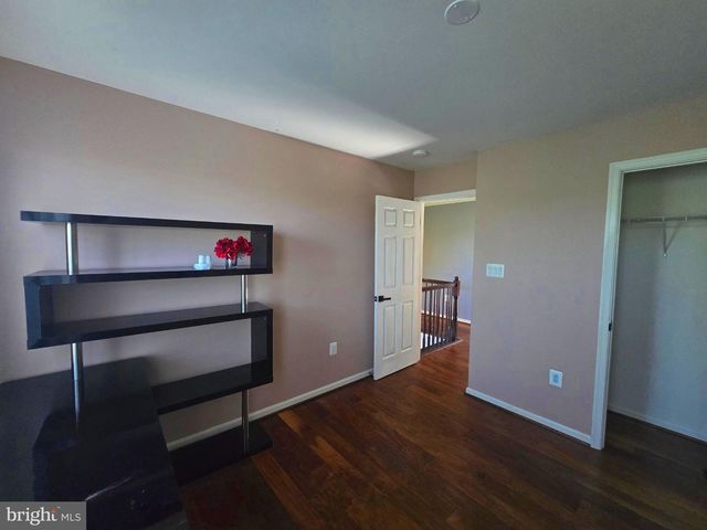 8091 SIDE HILL DR, Warrenton, VA 20187