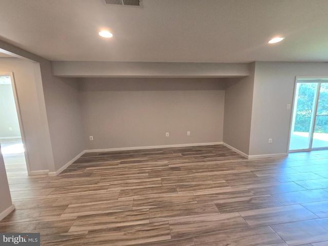 8091 SIDE HILL DR, Warrenton, VA 20187