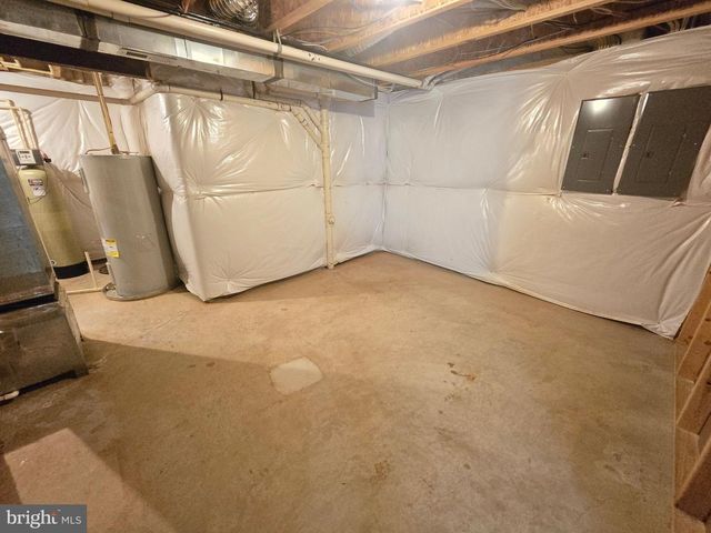 8091 SIDE HILL DR, Warrenton, VA 20187
