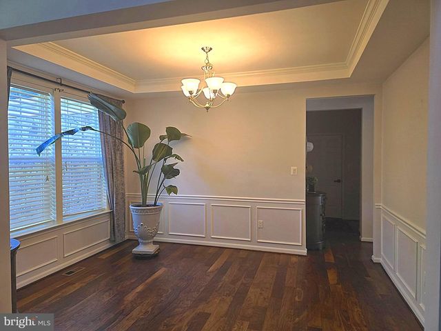 8091 SIDE HILL DR, Warrenton, VA 20187