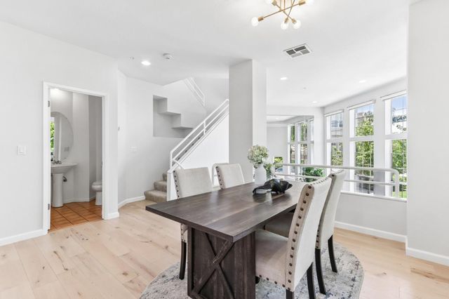 406 Terra Mesa Way, Milpitas, CA 95035