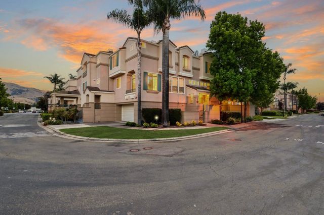 406 Terra Mesa Way, Milpitas, CA 95035