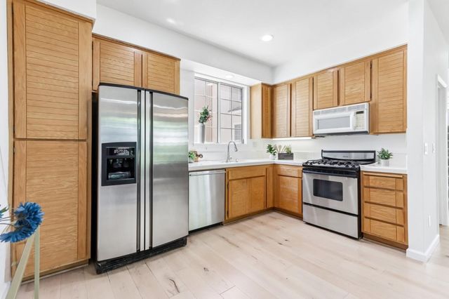 406 Terra Mesa Way, Milpitas, CA 95035