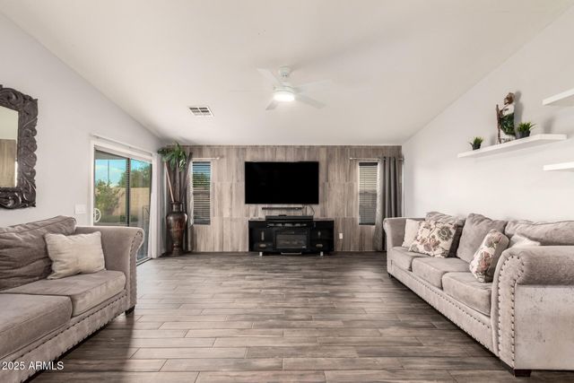 9914 W GROSS Avenue, Tolleson, AZ 85353