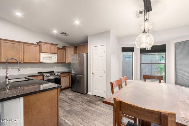 9914 W GROSS Avenue, Tolleson, AZ 85353