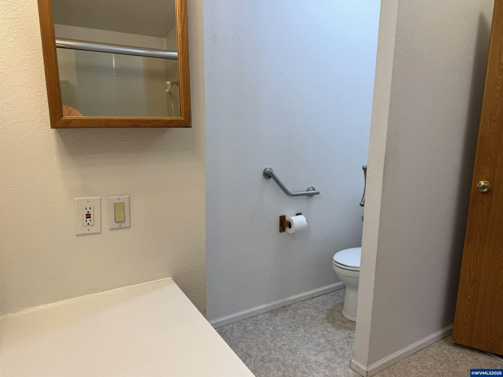 Image 21 of property listing at 1533 Fern Ridge (#20) Rd SE 20, Stayton, OR 97383