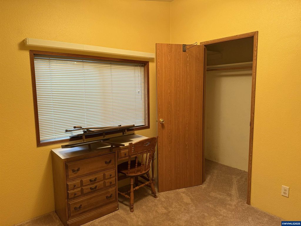 Image 33 of property listing at 1533 Fern Ridge (#20) Rd SE 20, Stayton, OR 97383