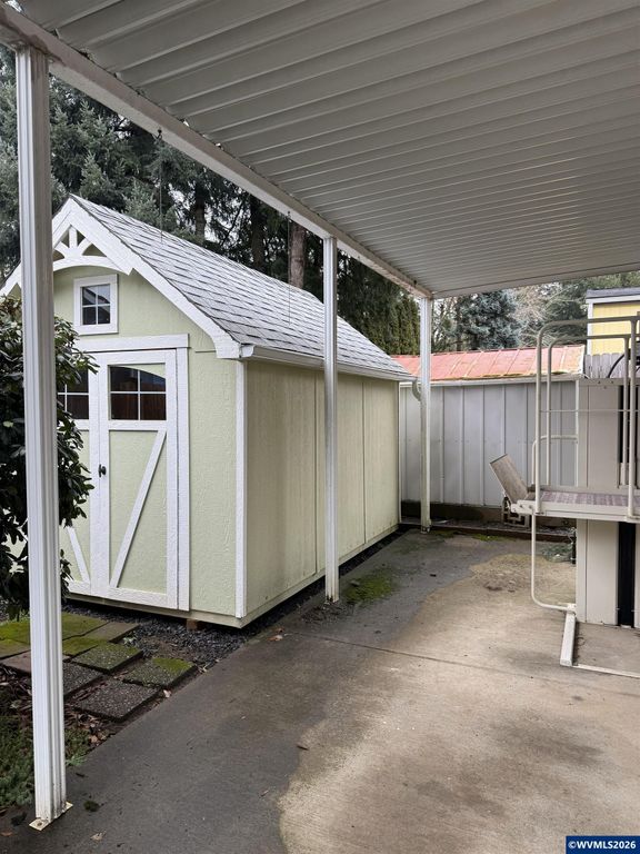 Image 39 of property listing at 1533 Fern Ridge (#20) Rd SE 20, Stayton, OR 97383