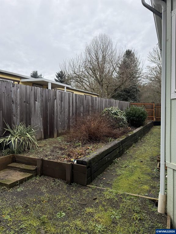 Image 43 of property listing at 1533 Fern Ridge (#20) Rd SE 20, Stayton, OR 97383