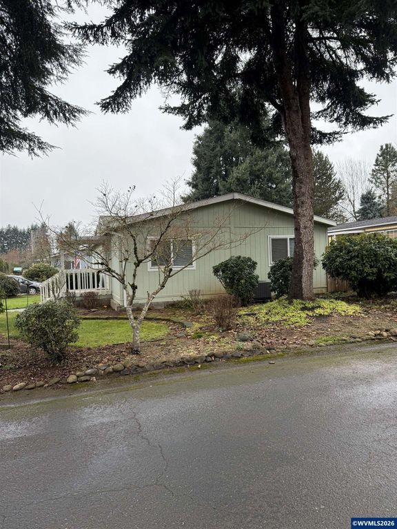 Image 44 of property listing at 1533 Fern Ridge (#20) Rd SE 20, Stayton, OR 97383