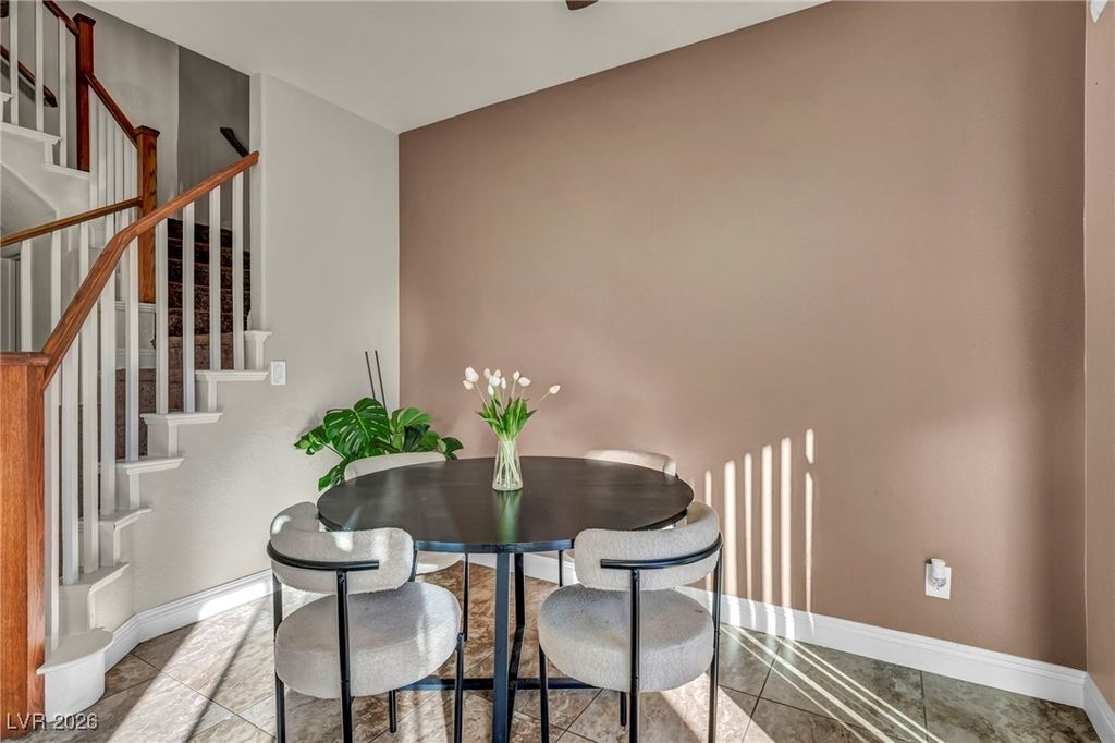 Image 14 of property listing at 8825 Traveling Breeze Avenue 102, Las Vegas, NV 89178