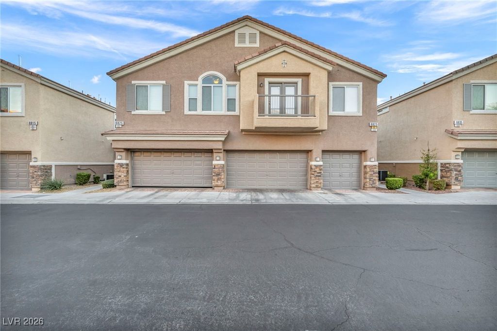 Image 30 of property listing at 8825 Traveling Breeze Avenue 102, Las Vegas, NV 89178