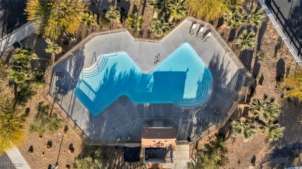 Image 37 of property listing at 8825 Traveling Breeze Avenue 102, Las Vegas, NV 89178