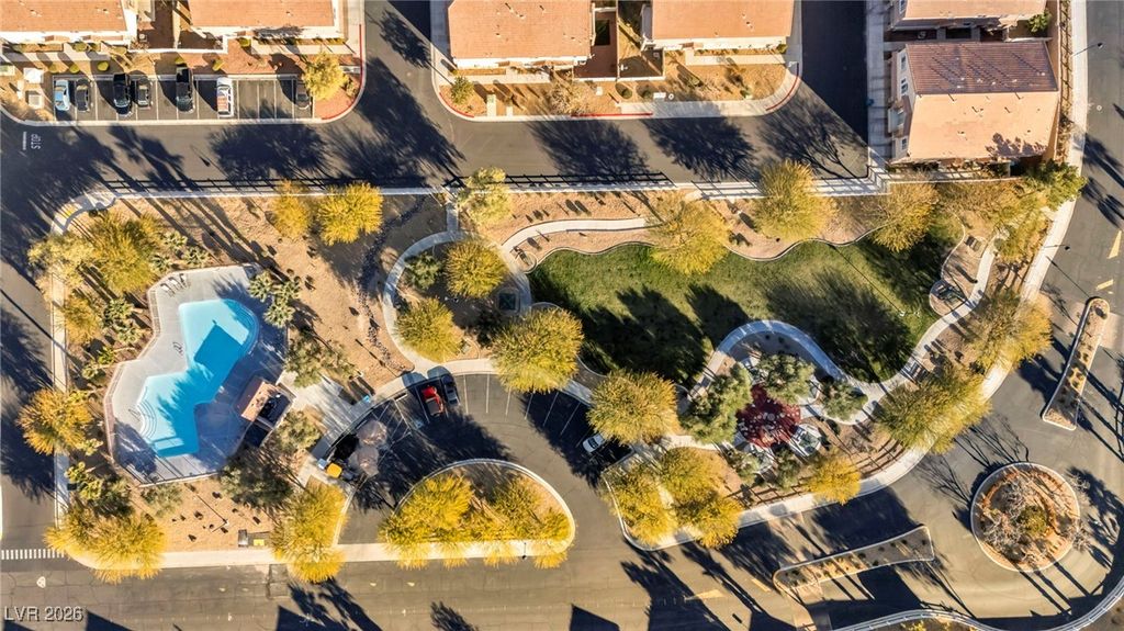 Image 39 of property listing at 8825 Traveling Breeze Avenue 102, Las Vegas, NV 89178