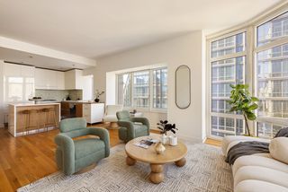 555 W 59TH Street # 17B, New York City, NY 10019