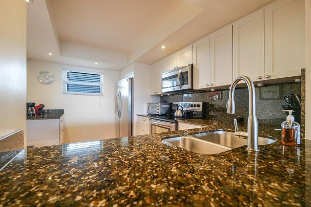 3930 Inverrary Boulevard 703-d, Lauderhill, FL 33319