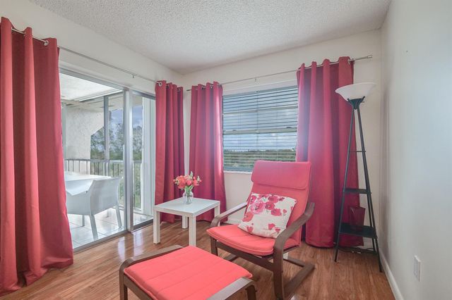 3930 Inverrary Boulevard 703-d, Lauderhill, FL 33319