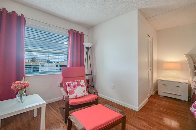 3930 Inverrary Boulevard 703-d, Lauderhill, FL 33319