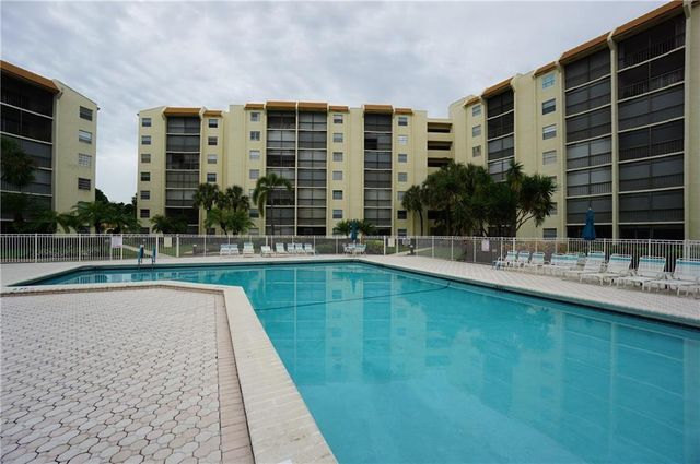 3930 Inverrary Boulevard 703-d, Lauderhill, FL 33319
