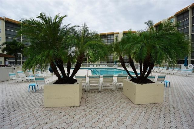 3930 Inverrary Boulevard 703-d, Lauderhill, FL 33319