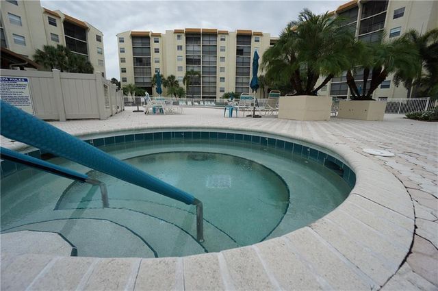 3930 Inverrary Boulevard 703-d, Lauderhill, FL 33319