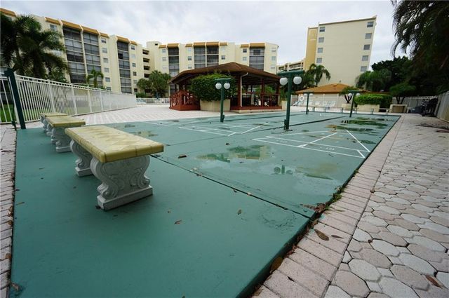 3930 Inverrary Boulevard 703-d, Lauderhill, FL 33319