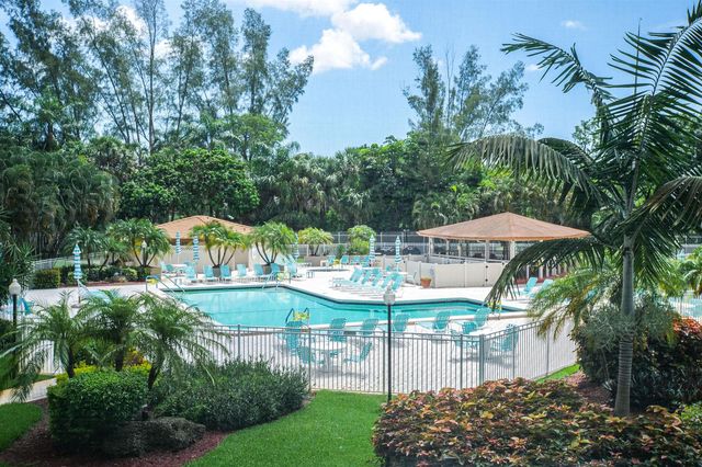 3930 Inverrary Boulevard 703-d, Lauderhill, FL 33319