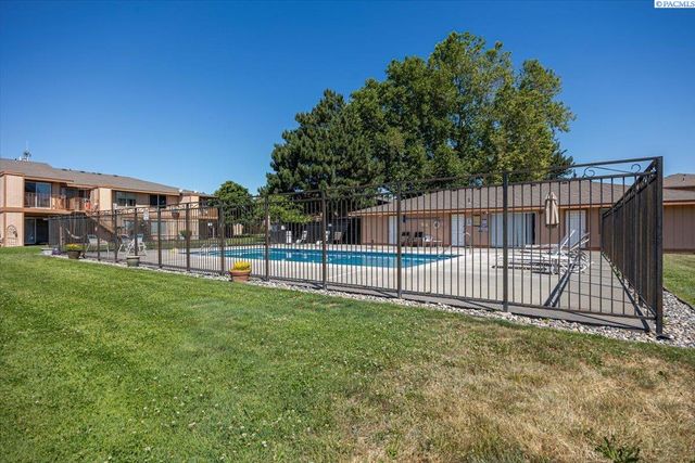 3121 W Hood Ave Apt E103, Kennewick, WA 99336